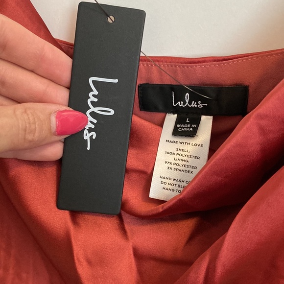 Ever So Sultry Rusty Rose Satin Cowl Neck Cami Tank Top - Picture 4 of 5